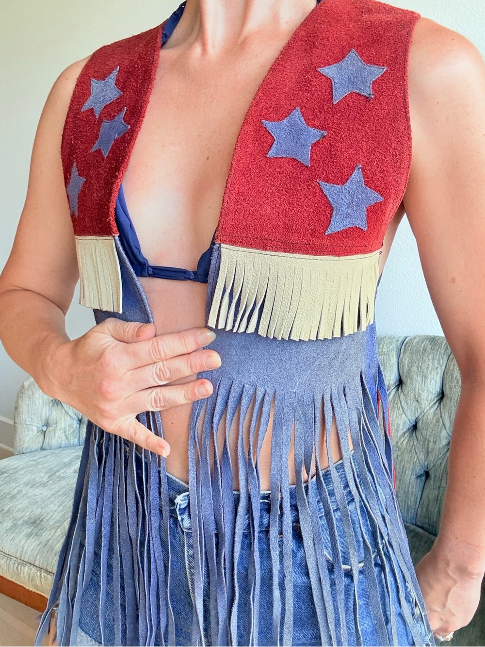 70s Leather Fringe Vest Handmade Americana Red Cream Blue Small USA July 4 - Picture 3 of 15